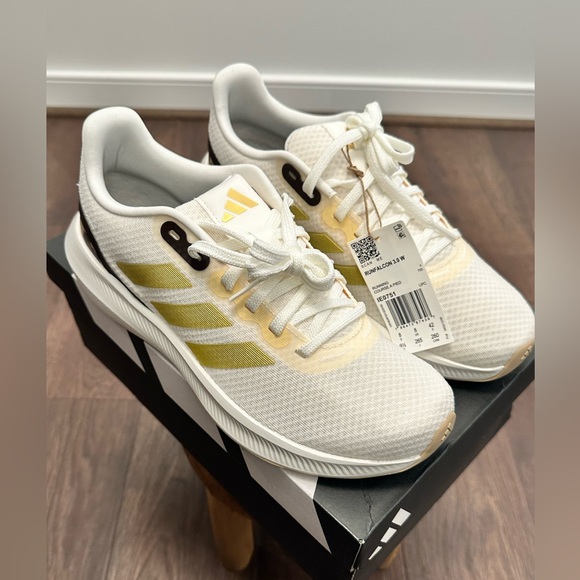 Adidas Women’s Runfalcon 3 Core White Gold Metallic Magic Beige, Size 9.5 - Picture 4 of 10